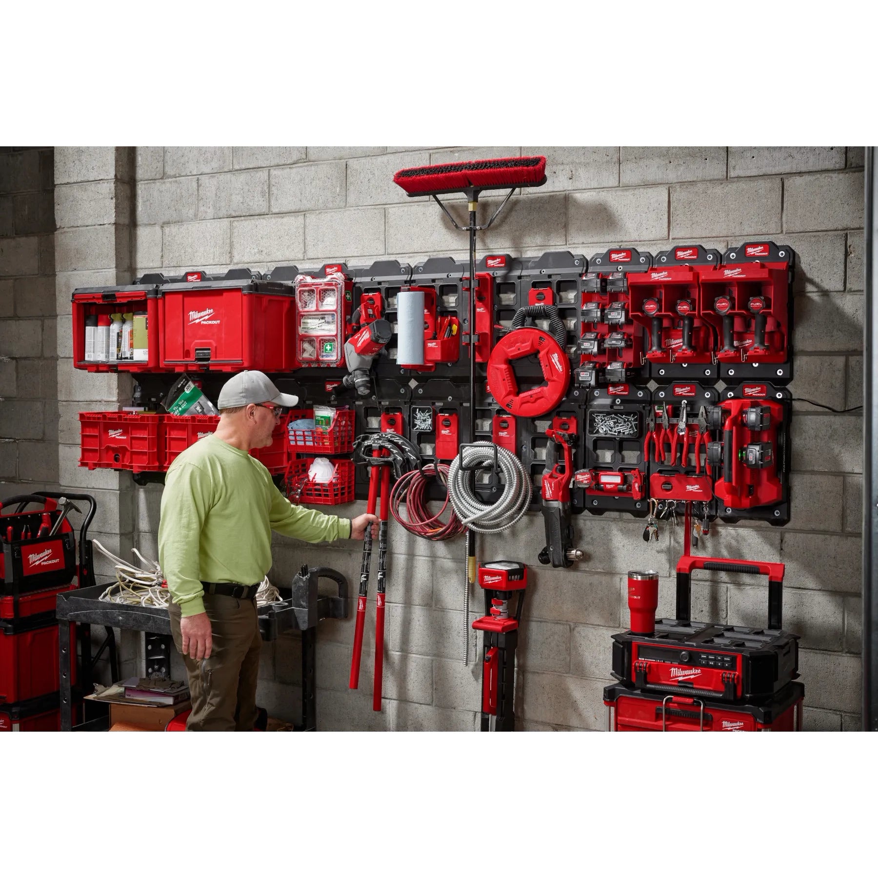Milwaukee 48-22-8071 - PACKOUT Large Magnetic Bin