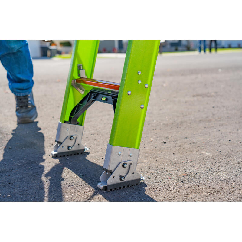 LITTLE GIANT 17924 Hyperlite 24' Extension Ladder