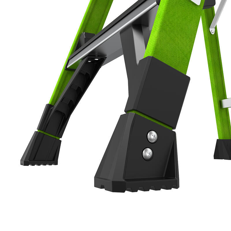 Little Giant 15404-001 - Mightylite 2.0 4' Step Ladder