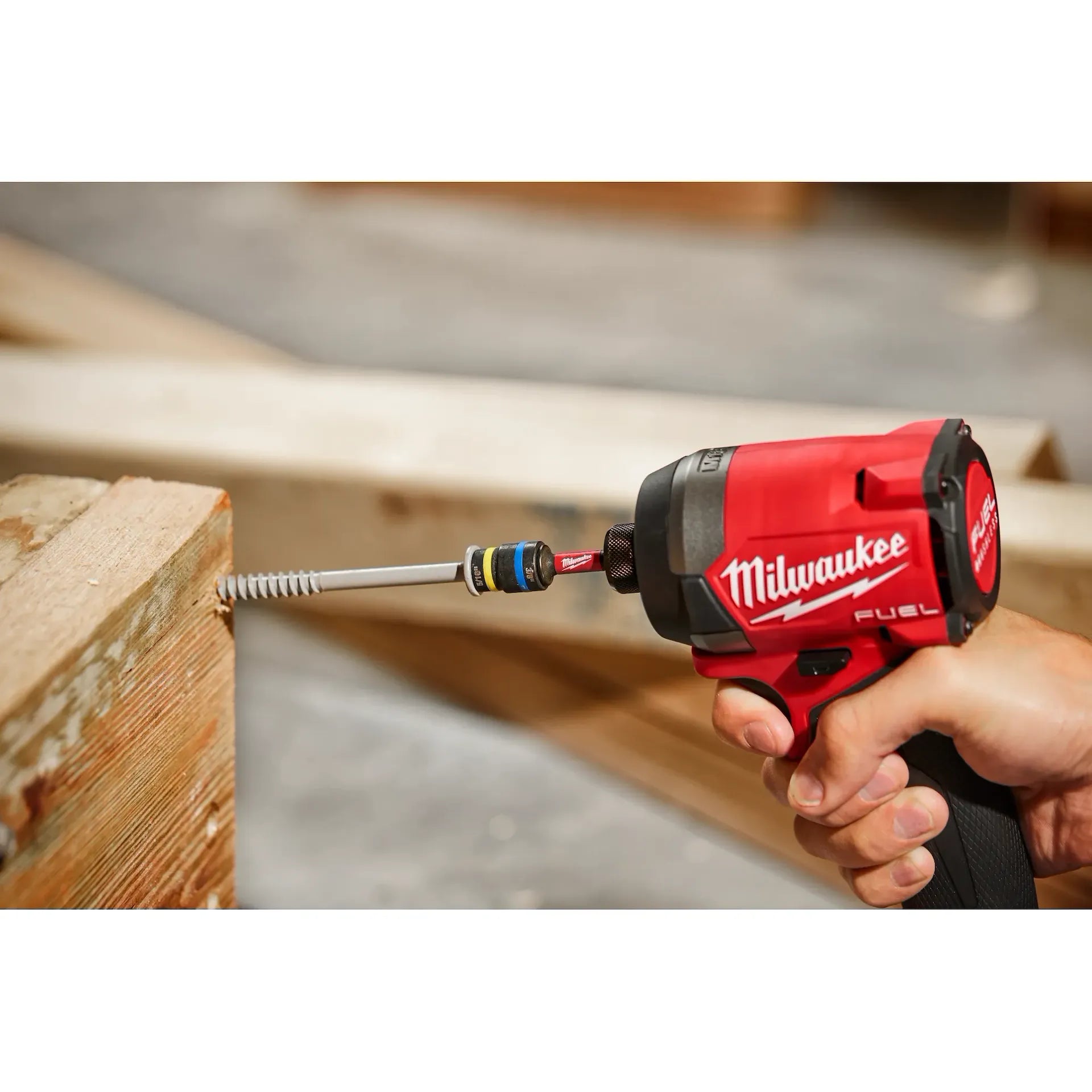 Milwaukee 49-66-4543 - 5/16" - 3/8" SHOCKWAVE Impact Duty™ QUIK-CLEAR™ 2-in-1 Magnetic Nut Driver