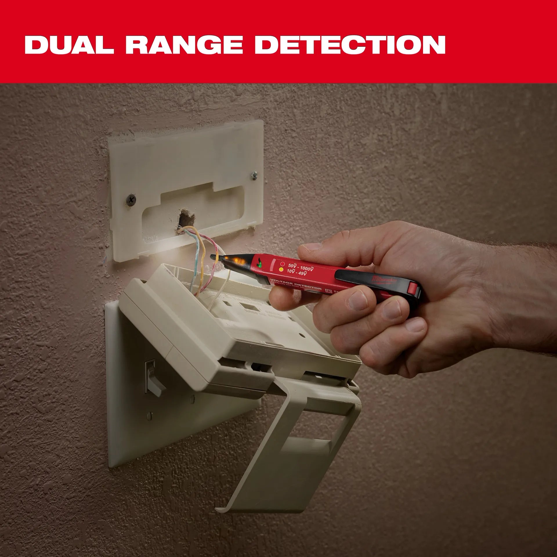 Milwaukee 2203-20 - 10-1000Ṽ Dual Range Voltage Detector