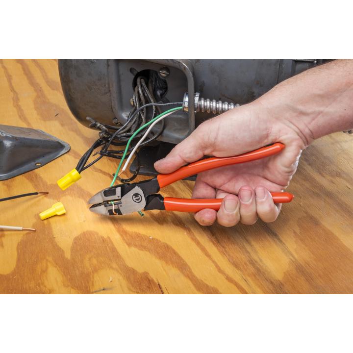 Crescent Z20508-06 - Z2 8" Lineman Plier Dipped Handle