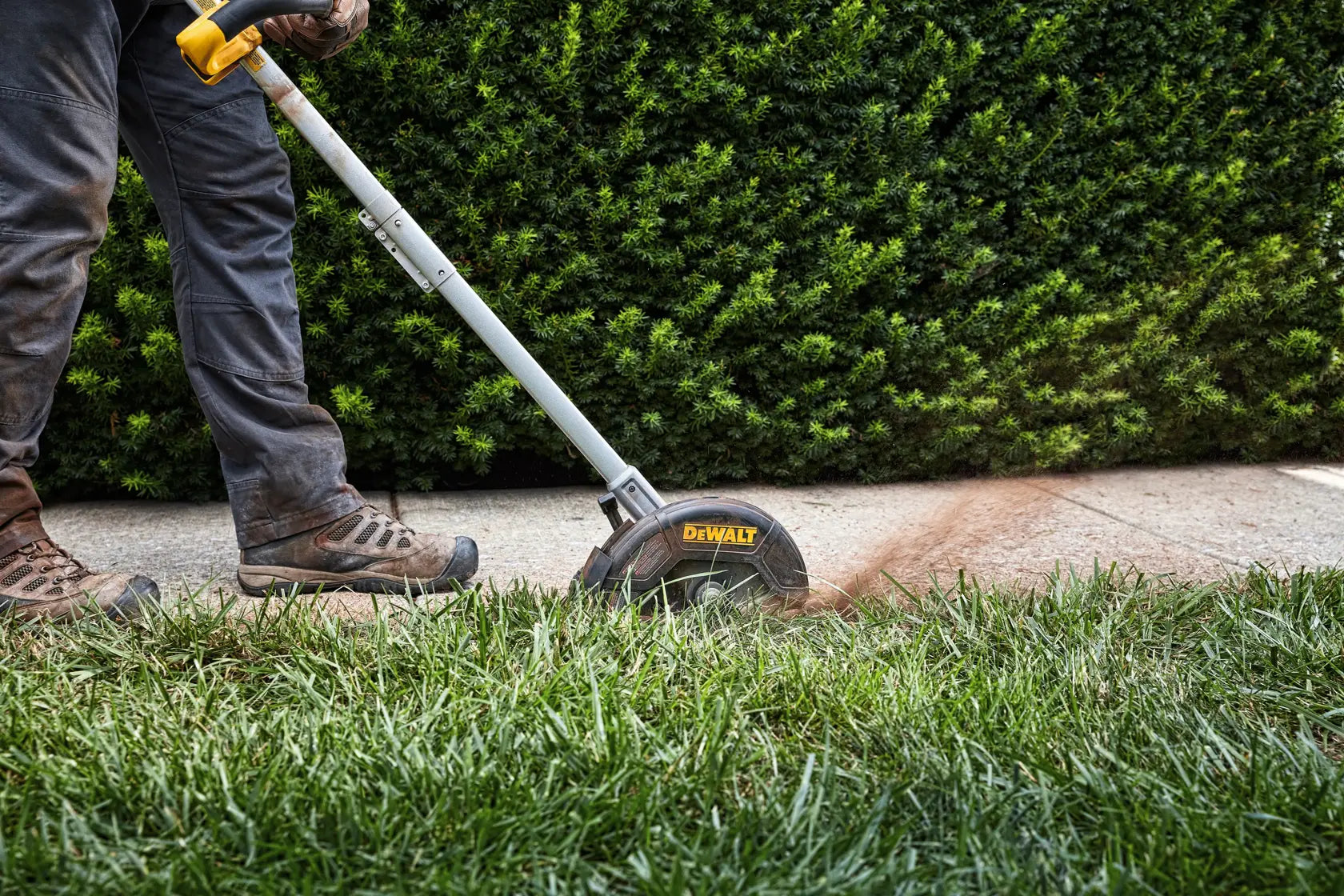 DEWALT DCED400M1 - 20V MAX Brushless Cordless Edger Kit