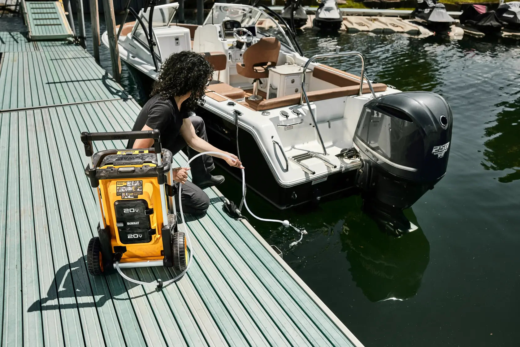 DEWALT DCPW1600Y2 - 2X20V MAX 1,600 MAX PSI 1.2 GPM Brushless Cordless Pressure Washer Kit