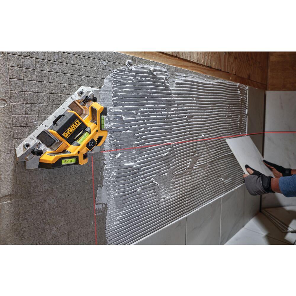 DEWALT DW0802 33 FT. LASER SQUARE DEWALT