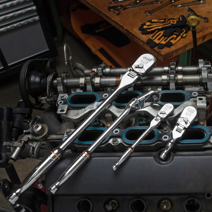 Gearwrench 81230T - 4 Piece 1/4", 3/8" & 1/2" Drive 90-Tooth Flex Head Teardrop Ratchet Set