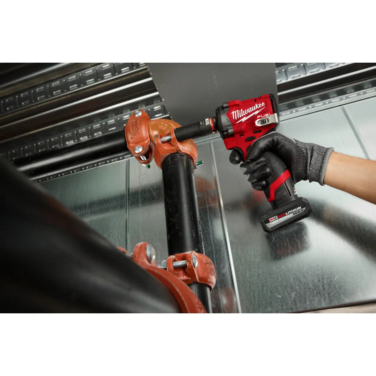 Milwaukee 2563-20 - M12 FUEL™ Stubby 1/2" Impact Wrench - Wise Line Tools