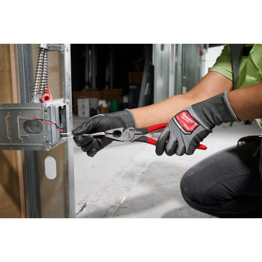 Milwaukee MT500 - 9" Lineman’s Pliers - Wise Line Tools