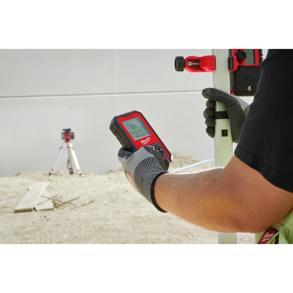Milwaukee 3704-21 - M18™ Red Exterior Dual Slope Rotary Laser Level Kit w/ Receiver & Remote - Wise Line Tools