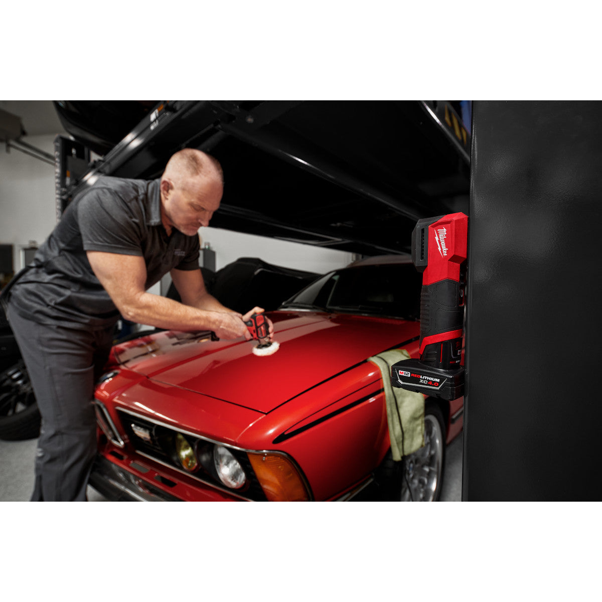 Milwaukee 2127-20 - M12™ Paint and Detailing Color Match Light - Wise Line Tools