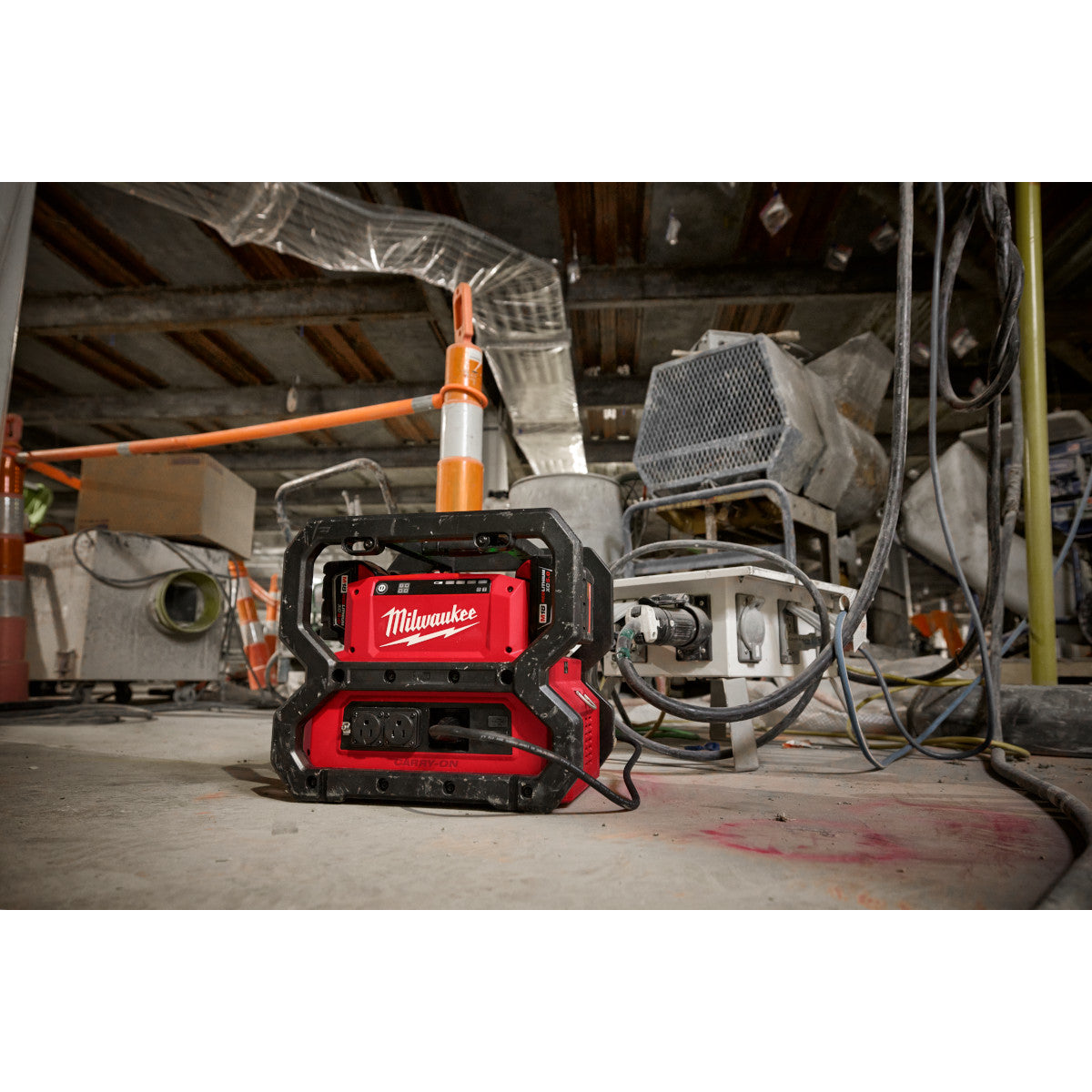 Milwaukee 2845-20 - M18™ CARRY-ON™ 3600W/1800W Power Supply - Wise Line Tools