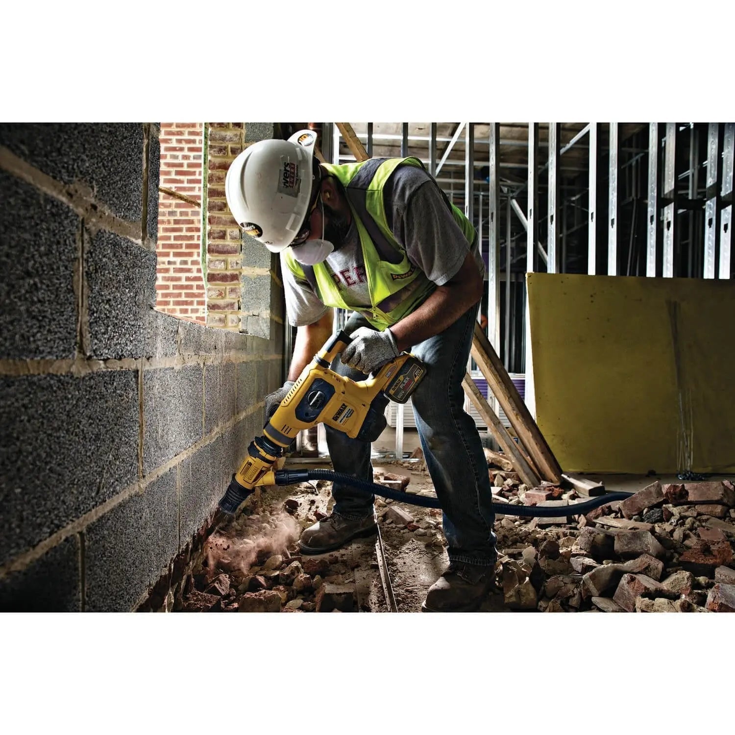 DEWALT DCH481X2-60V MAX* XTREME Cordless Brushless 1-9/16 in SDS Max Rotary Hammer Drill Kit (2) FLEXVOLT Lithium Ion Batteries with Charger
