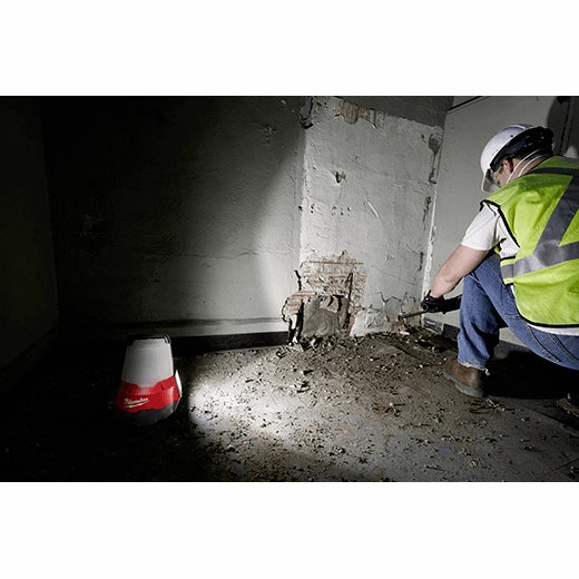 Milwaukee 2144-20 - M18™ RADIUS™ Compact Site Light w/Flood Mode