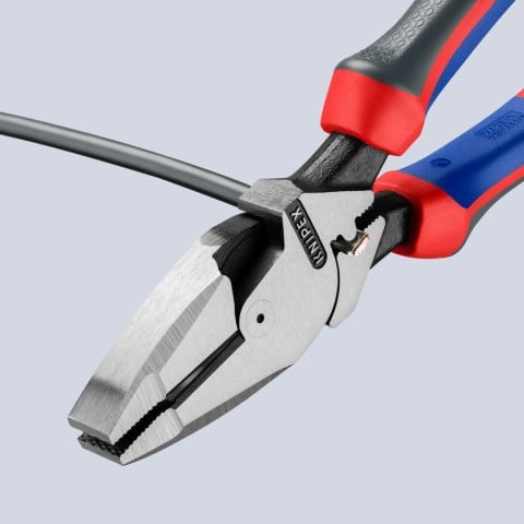 KNIPEX 09 12 240 - 9 1/2" High Leverage Lineman's Pliers New England with Fish Tape Puller & Crimper