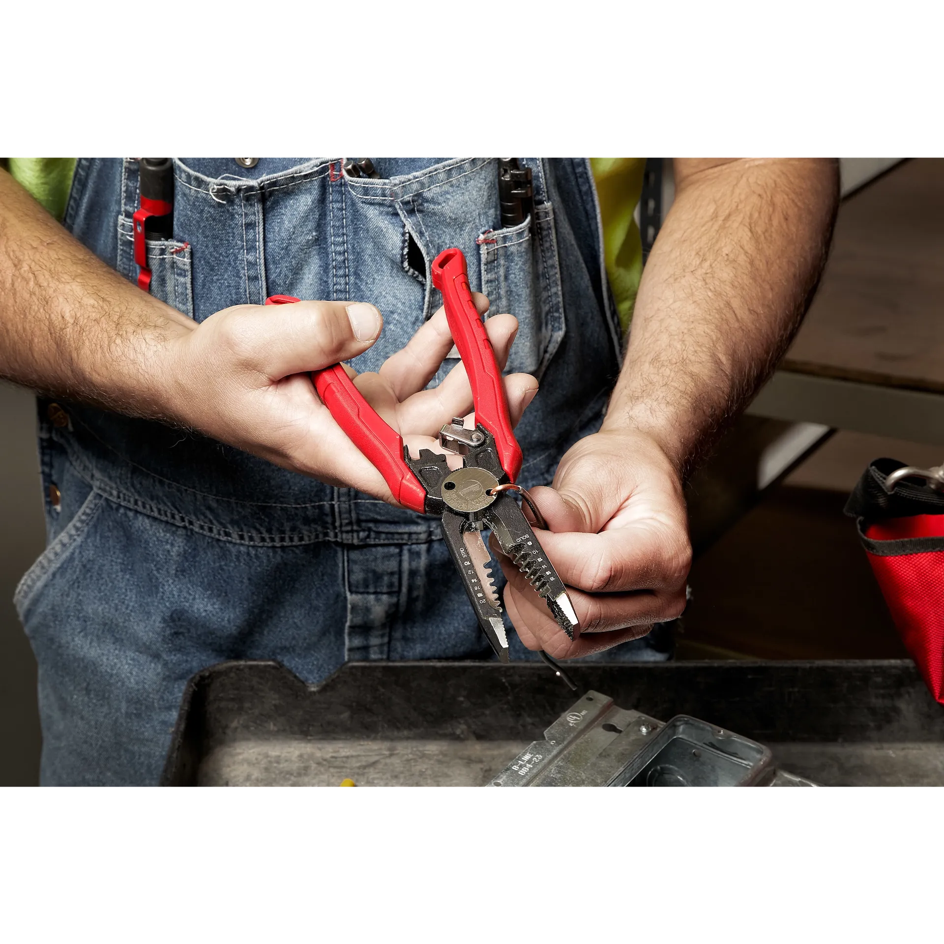 Milwaukee 48-22-3078 - 7IN1 High-Leverage Combination Pliers