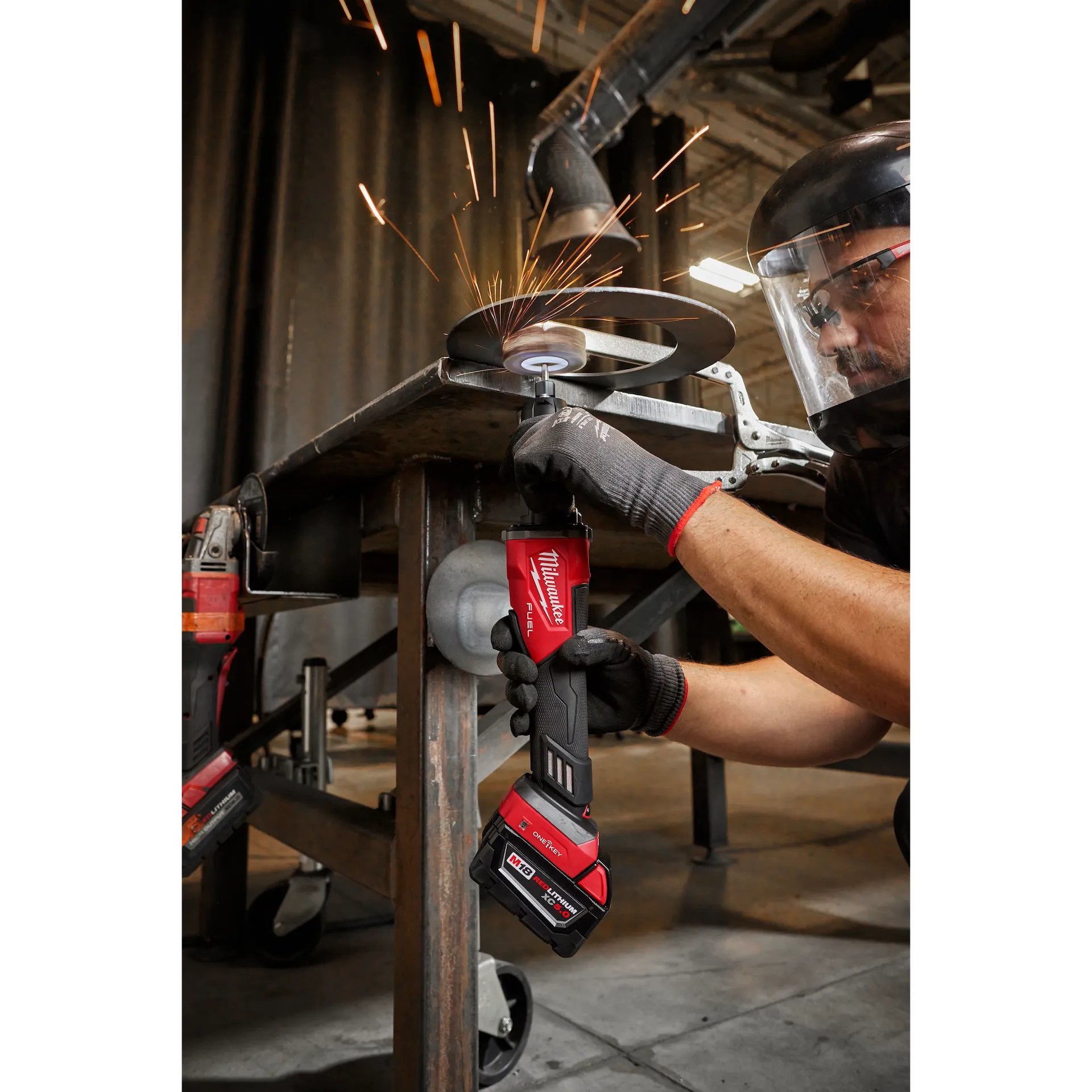 Milwaukee 2984-20 - M18 FUEL™ Variable Speed, Braking Die Grinder, Paddle Switch w/ ONE-KEY™