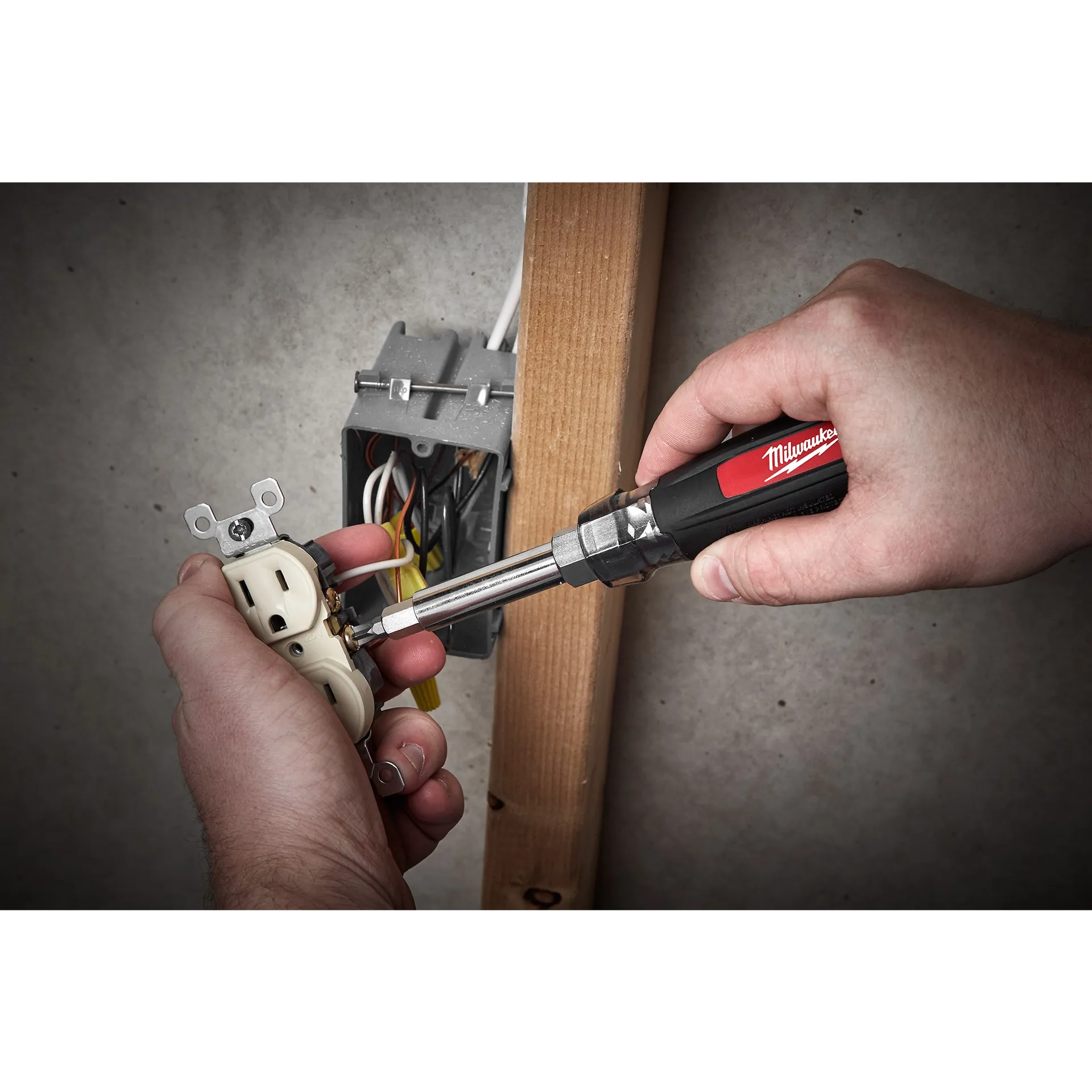 Milwaukee 48-22-2880 - 13in1 Cushion-Grip Screwdriver with ECX