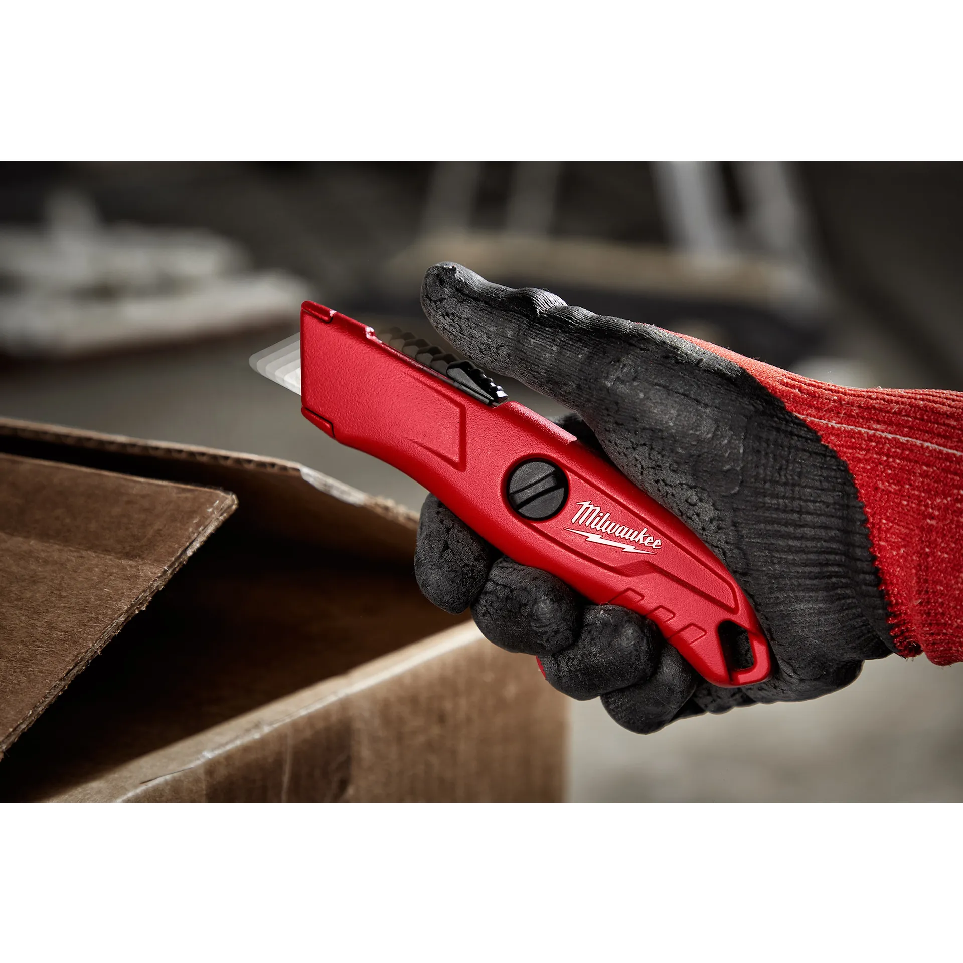 Milwaukee 48-22-1512 - Self Retracting Utility Knife
