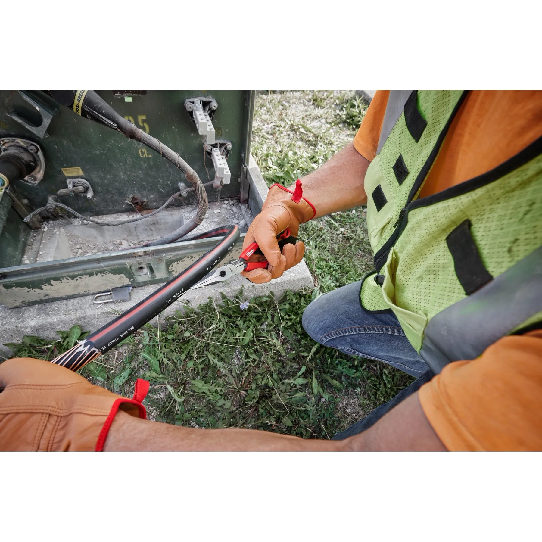 Milwaukee MT555 - 8" Long Nose Comfort Grip Pliers (USA)