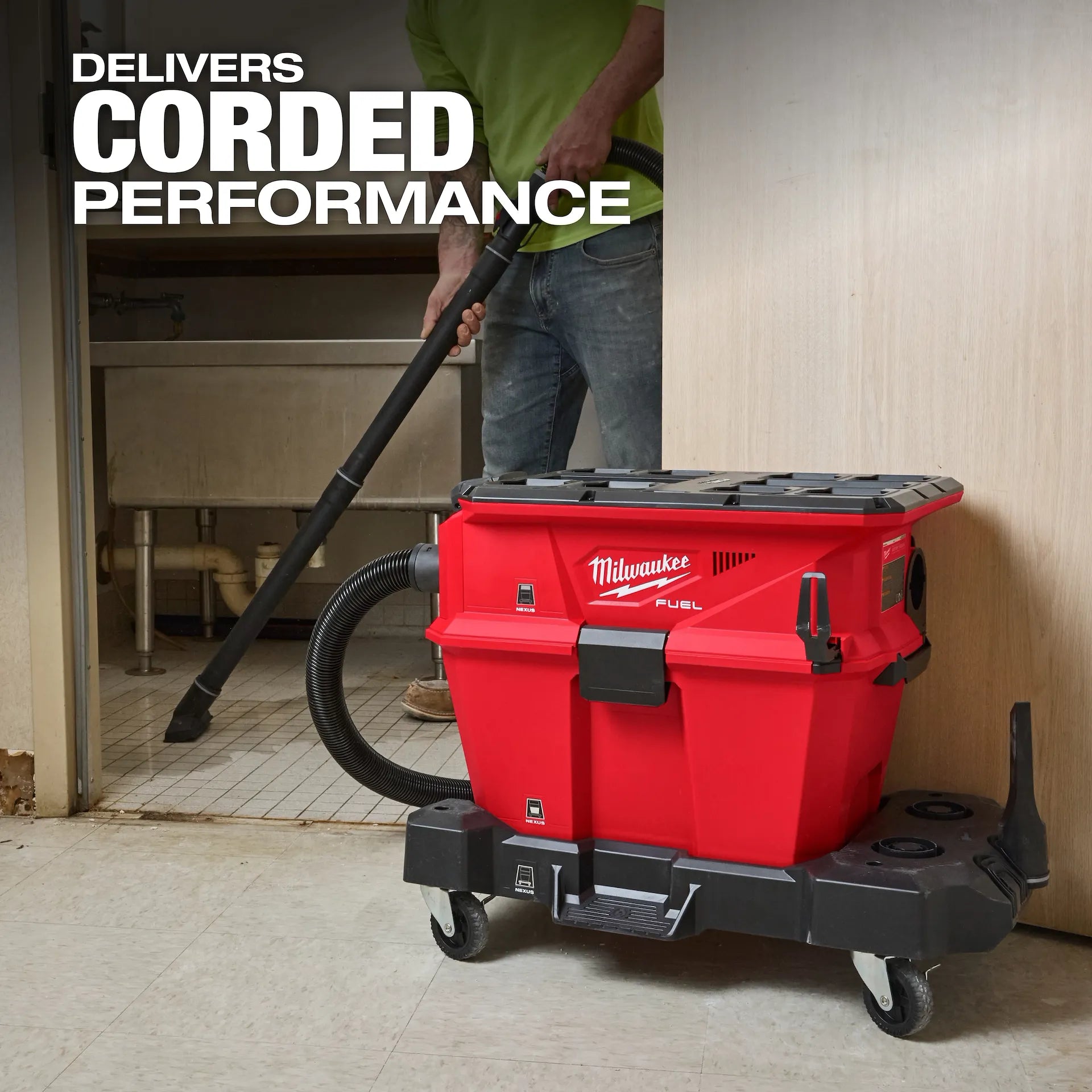 Milwaukee 0914-20 - M18 FUEL™ NEXUS™ 6 Gallon Wet/Dry Vacuum w/ PACKOUT™ Compatibility & VACLINK™