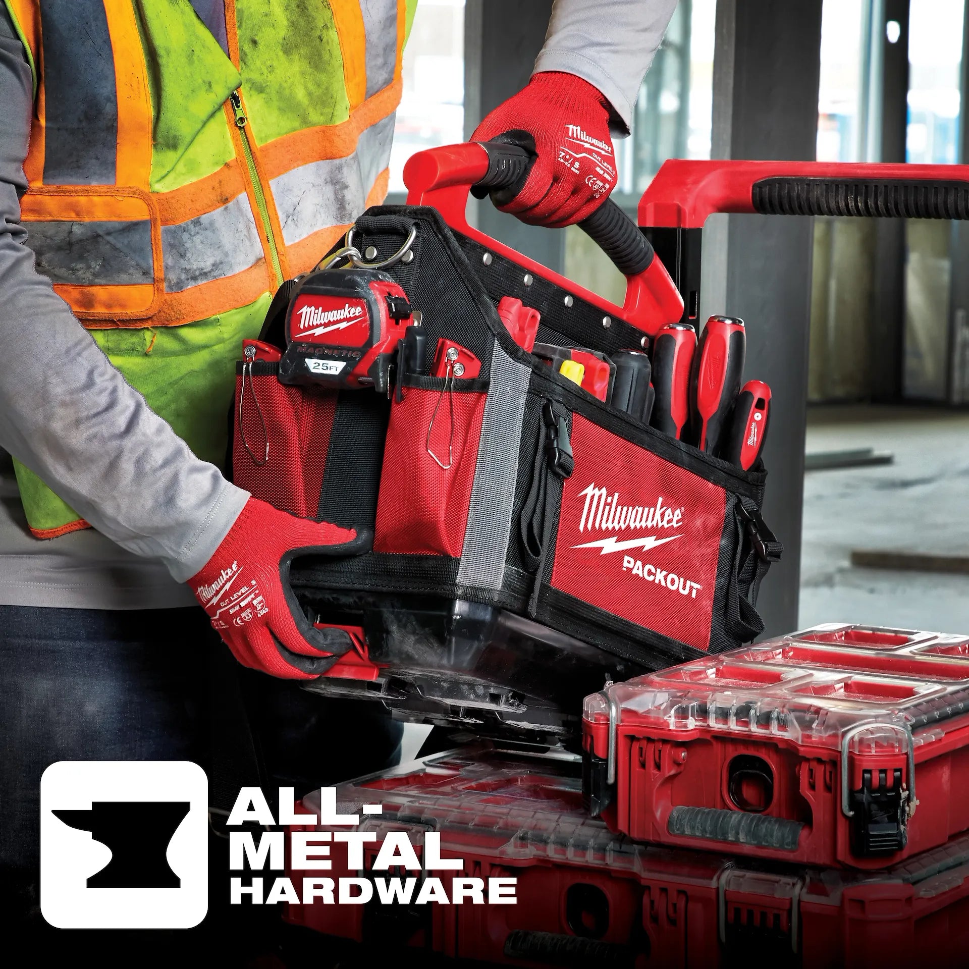 Milwaukee 48-22-8315 - 15" PACKOUT™ Tote