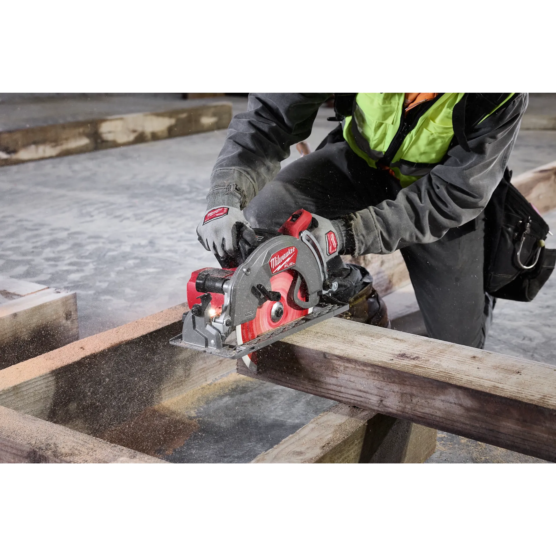 Milwaukee 3026-20 - M18 FUEL™ 10-1/4" Rear Handle Circular Saw