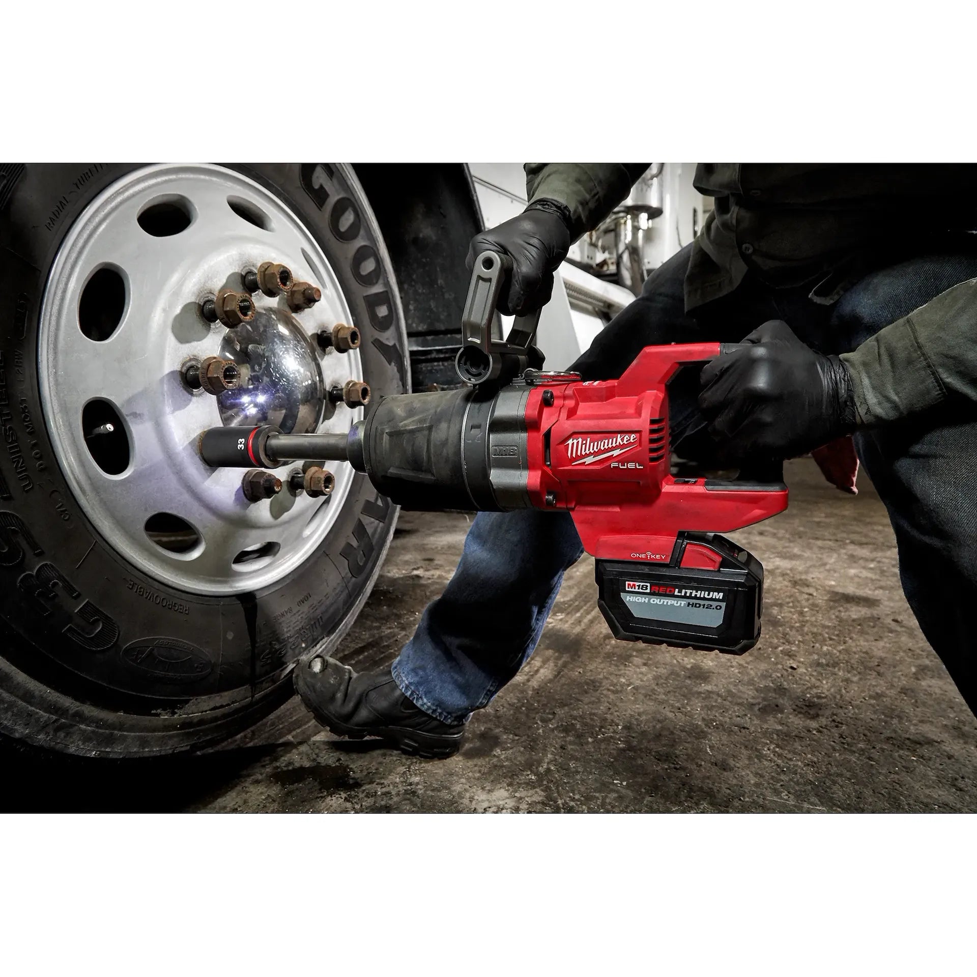 Milwaukee 49-66-7840 - SHOCKWAVE™ Impact Duty 1” Drive 7PC MM & SAE Wheel Service Socket with PACKOUT™