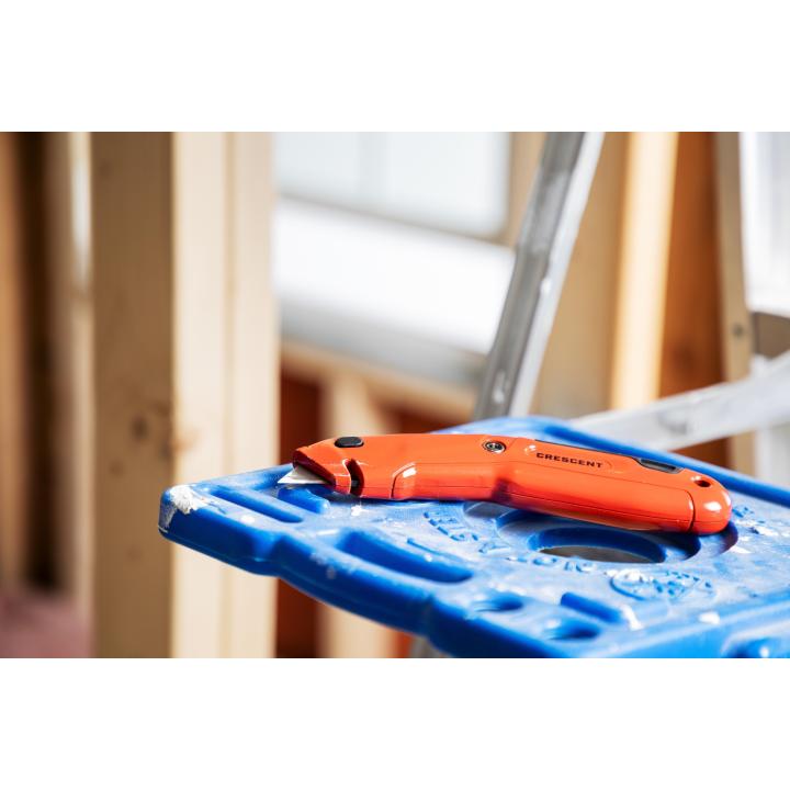 Crescent CTKRTC - Retractable Utility Knife