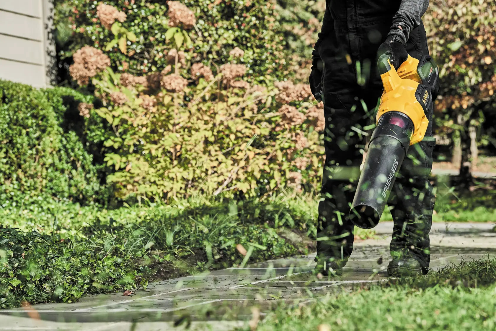DEWALT DCBL772B - 60V MAX Brushless Cordless Handheld Axial Blower