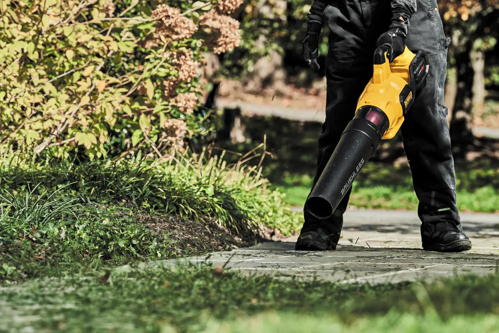 DEWALT DCBL772B - 60V MAX Brushless Cordless Handheld Axial Blower