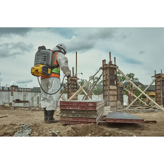 DEWALT DCCS1100B - 20V MAX* XR® Concrete Chemical Sprayer (Tool Only)