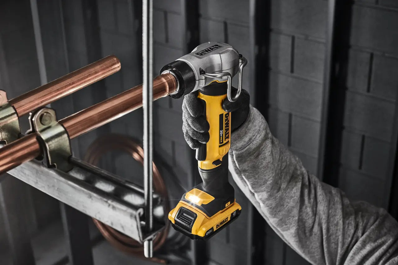 DEWALT DCE450D1 - 20V MAX* Copper Swage Tool Kit