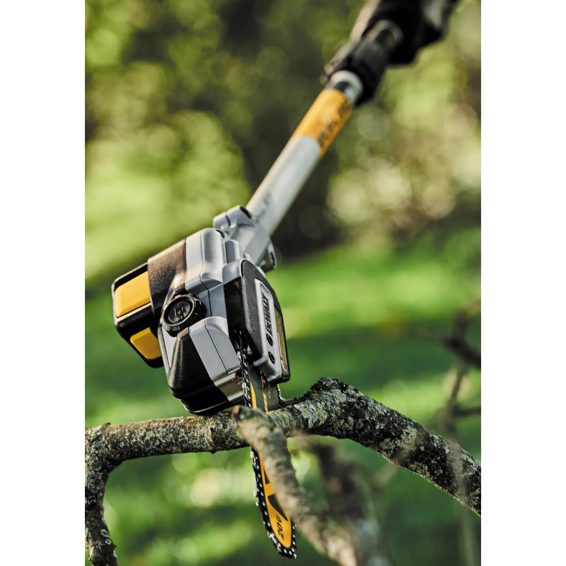 DEWALT DCPS620B - 20V MAX XR Brushless Cordless Pole Saw