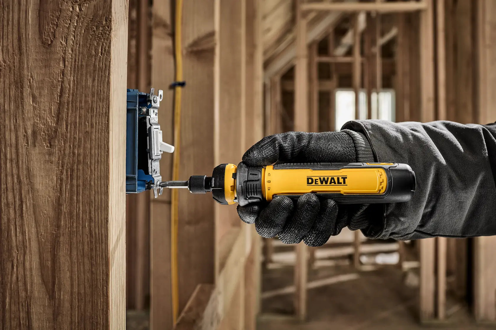 DEWALT DWHT66719 - 14-pc. Cordless Screwdriver with FLEXDRIVE Control
