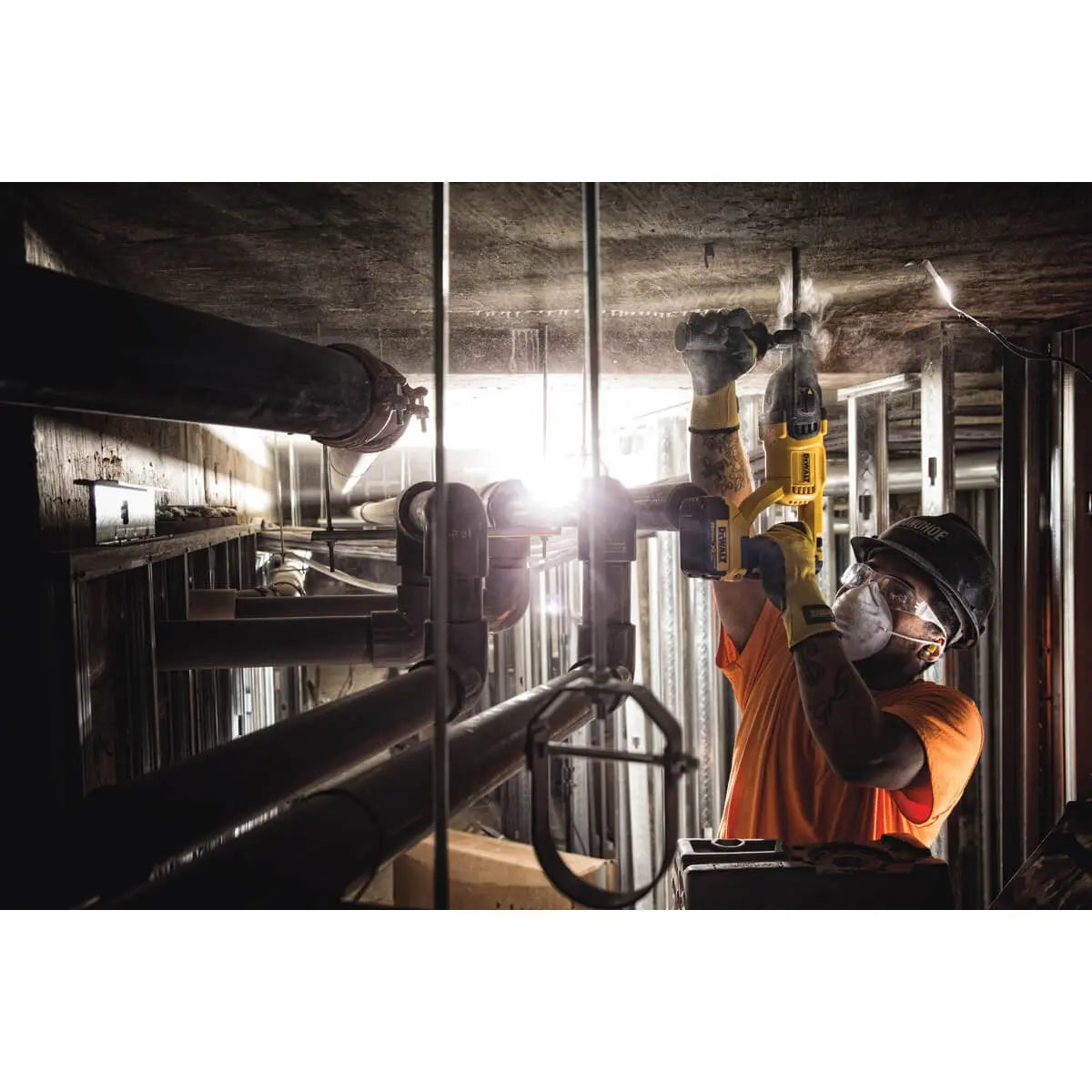 Dewalt DCH133B - 1" BL D-Handle SDS Plus Hammer (bare) - Wise Line Tools