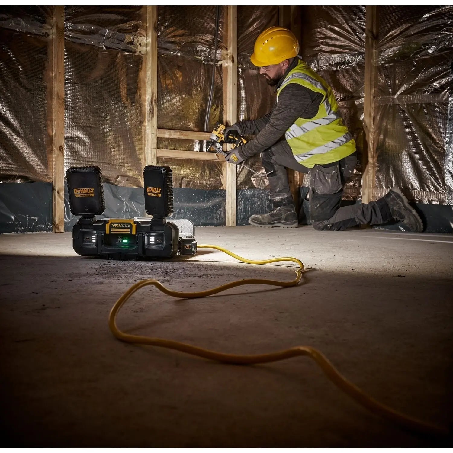 Dewalt DWST08060 DEWALT TOUGHSYSTEM 2.0 ADJUSTABLE WORK LIGHT & STORAGE DEWALT