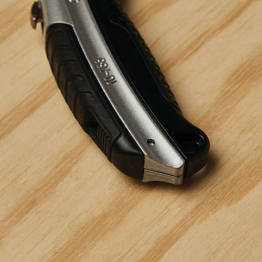 Stanley 10-788 - 6-5/8 in INSTANTCHANGE® Retractable Knife