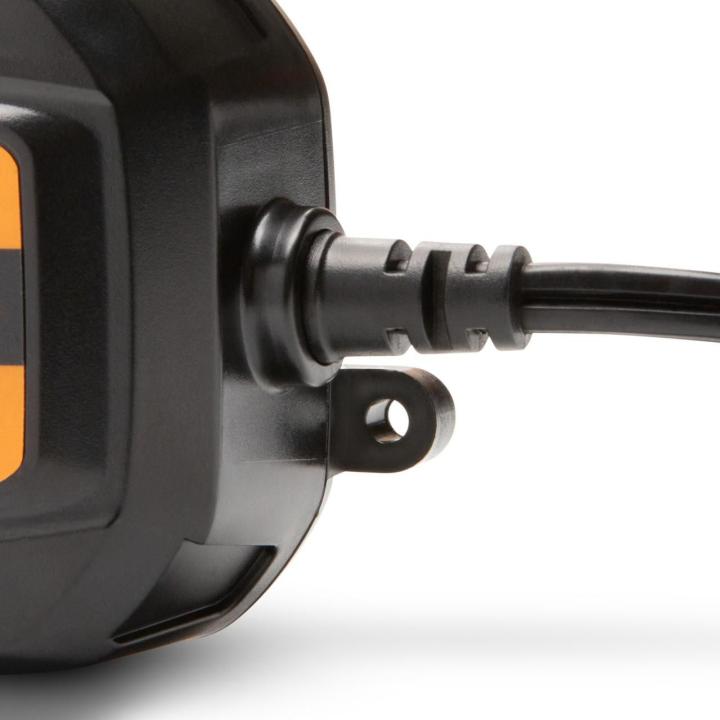 Gearwrench GWBC100 - 10A 6V/12V Battery Charger and Maintainer