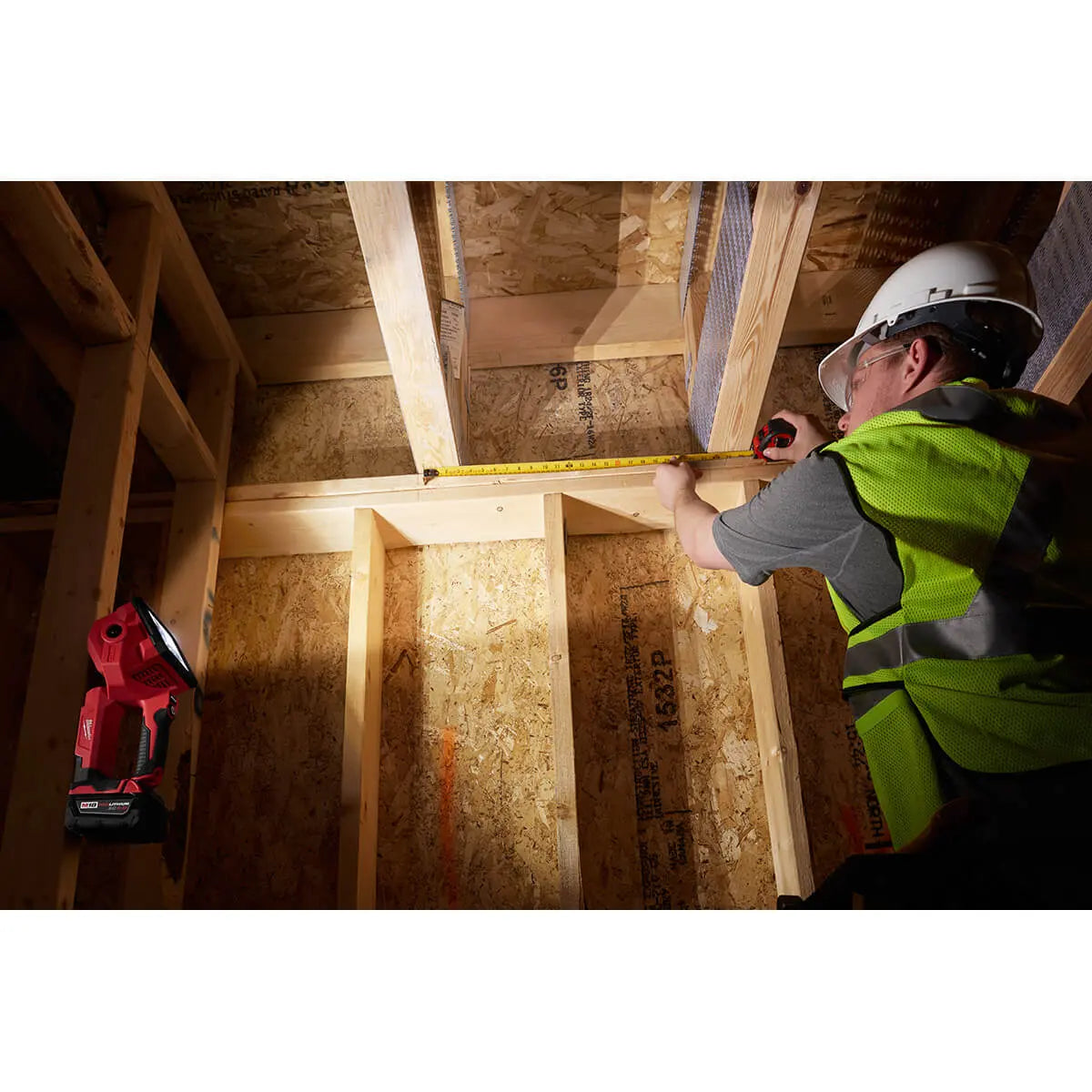 Milwaukee 2354-20 - M18™ Search Light - Wise Line Tools