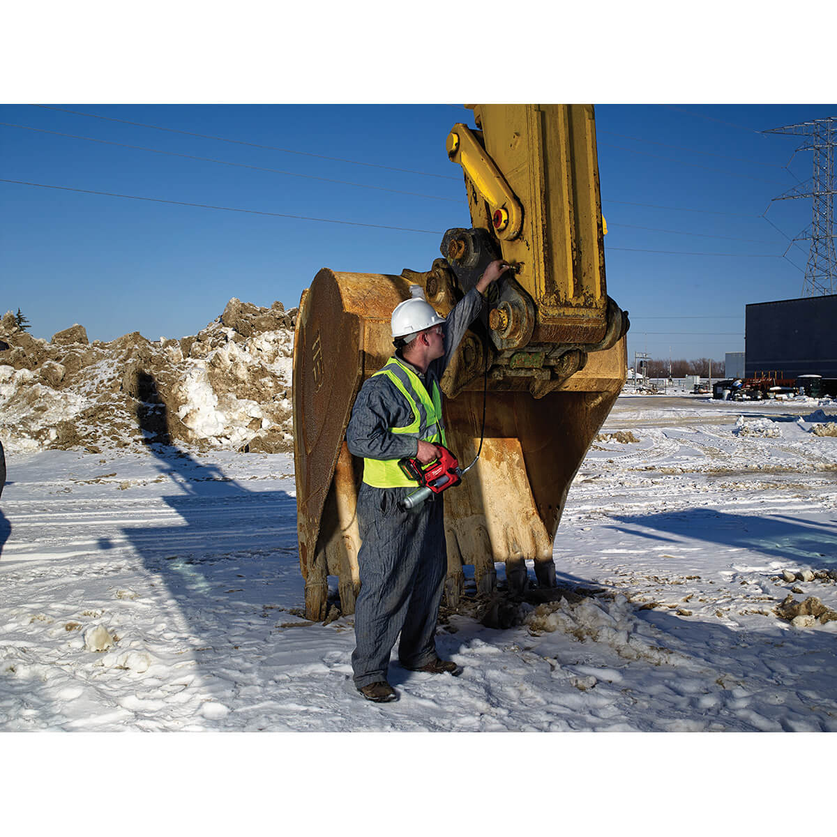 Milwaukee 2646-20 - M18 2 Speed Grease Gun - Wise Line Tools