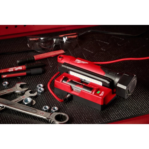 Milwaukee 2128-22 - REDLITHIUM™ USB Stick Light W/ Magnet & Charging Dock