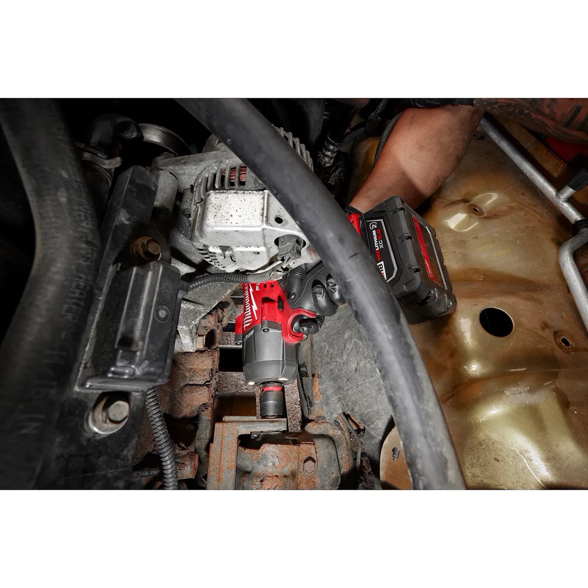 Milwaukee 2967-21B - M18 FUEL™ 1/2" High Torque Impact Wrench w/ Friction Ring Kit