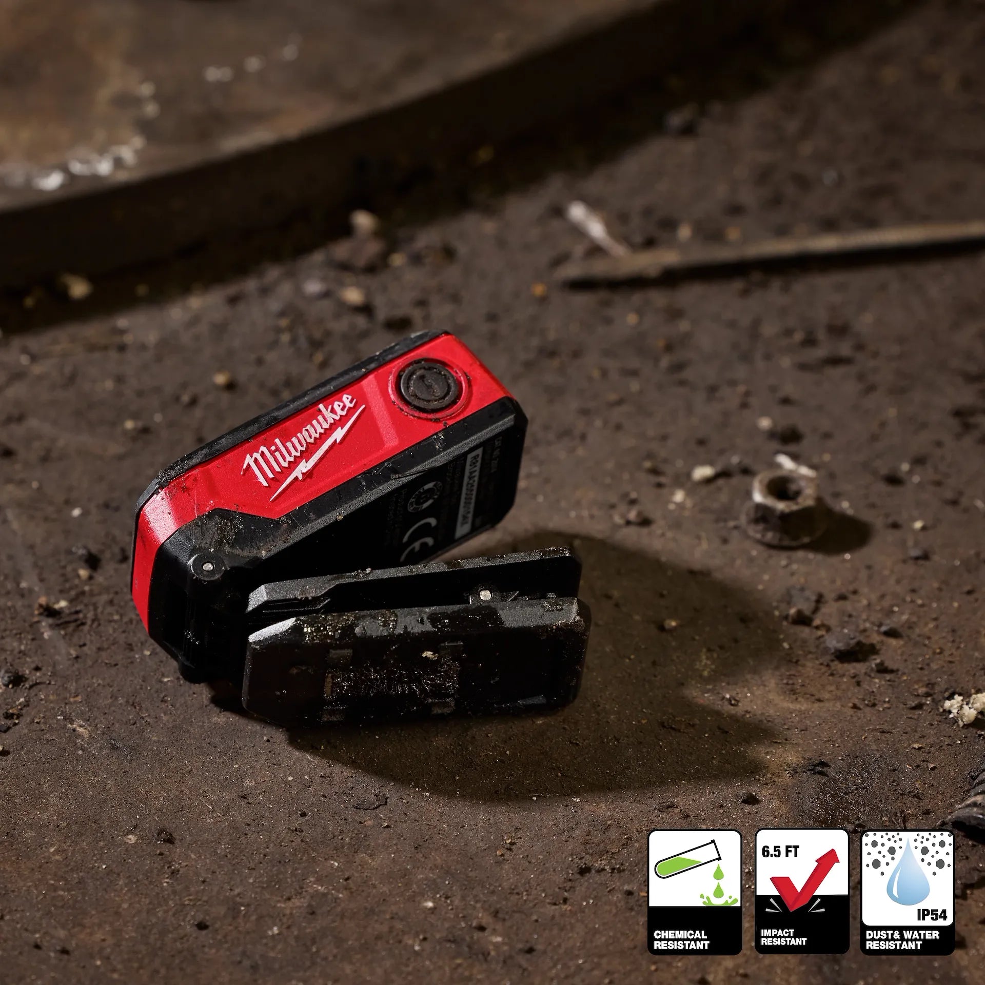 Milwaukee 2014R - Rechargeable Clip Light