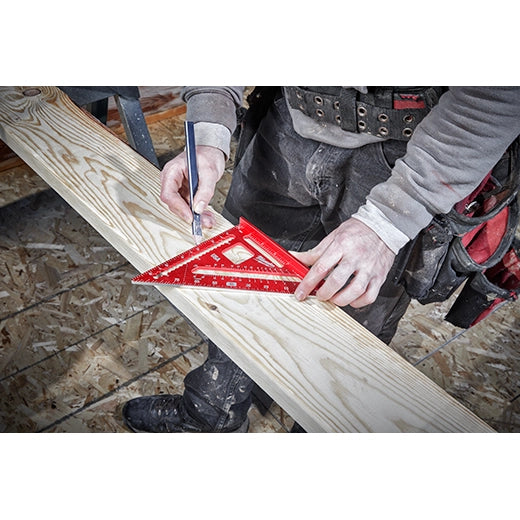 Milwaukee MLSQM070 - 7" Magnetic Rafter Square