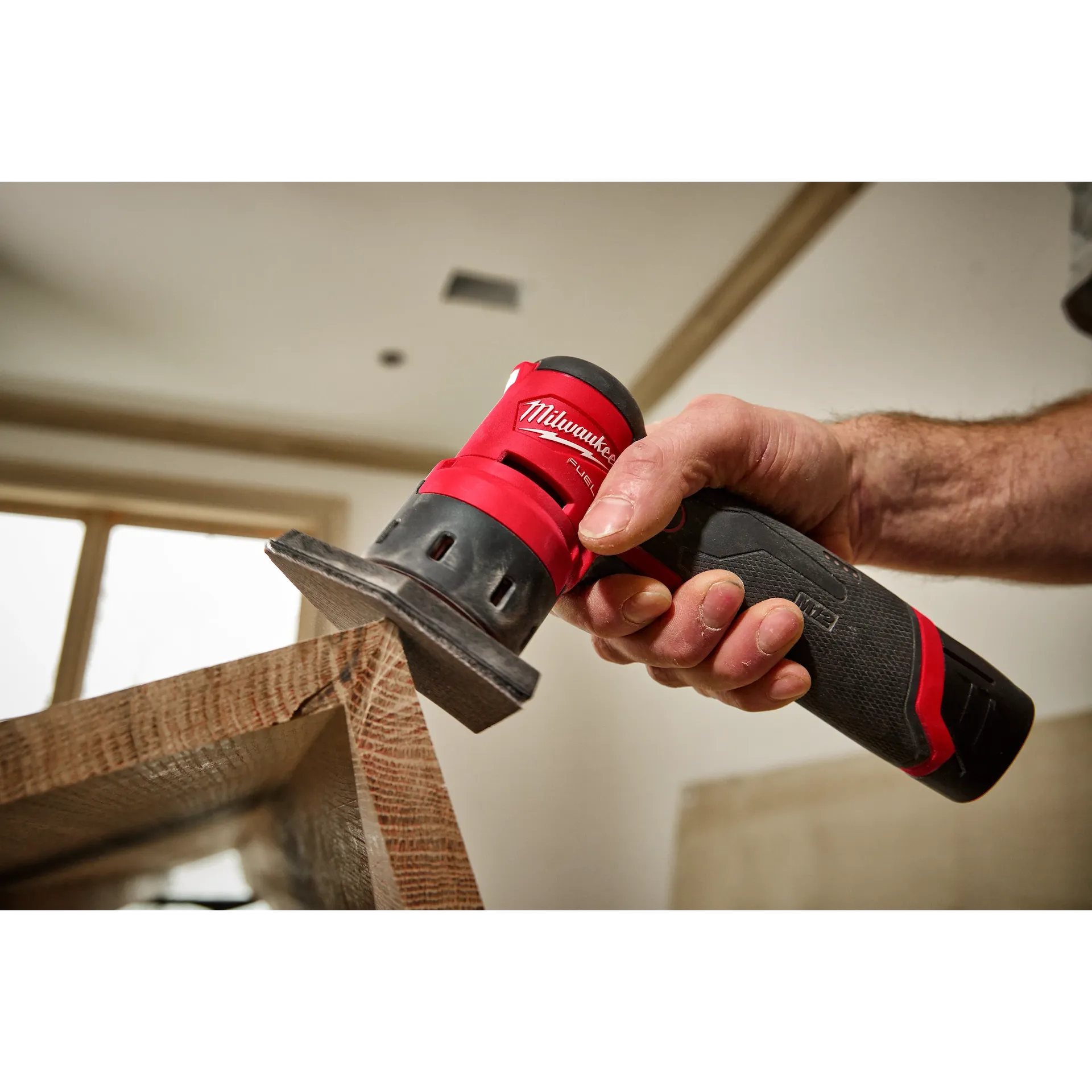 Milwaukee 2531-20 - M12 FUEL Orbital Detail Sander