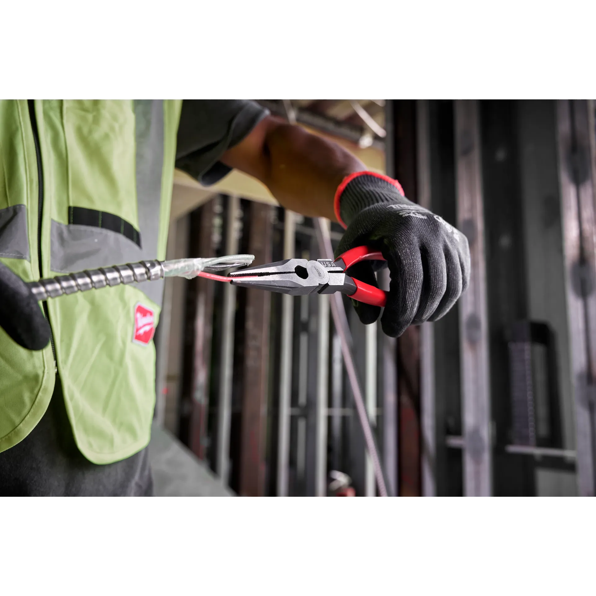 Milwaukee MT500-6 - 6 PC. Dipped Grip Cutting Pliers, Wire Stripper, & Cushion Grip Screwdrivers Set (USA)