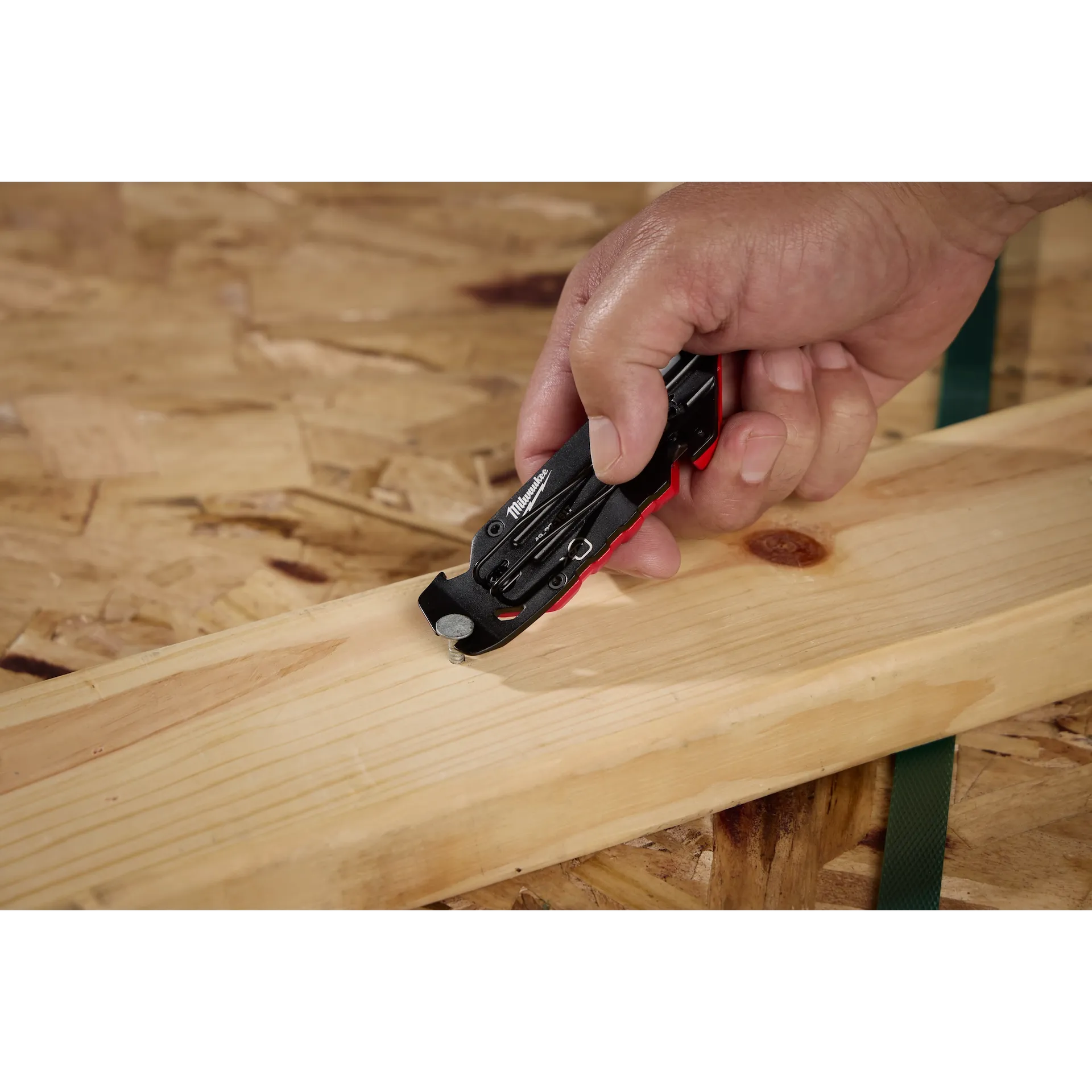 Milwaukee 48-22-1517 - Multi-Function Compact Utility Knife