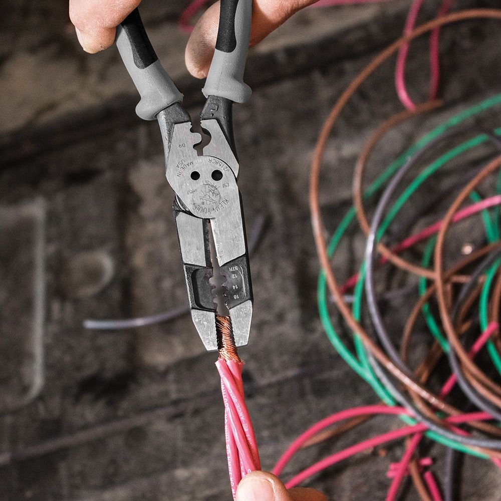 Klein J215-8CR  -  Hybrid Crimper/Stripper/Cutter Pliers KLEIN