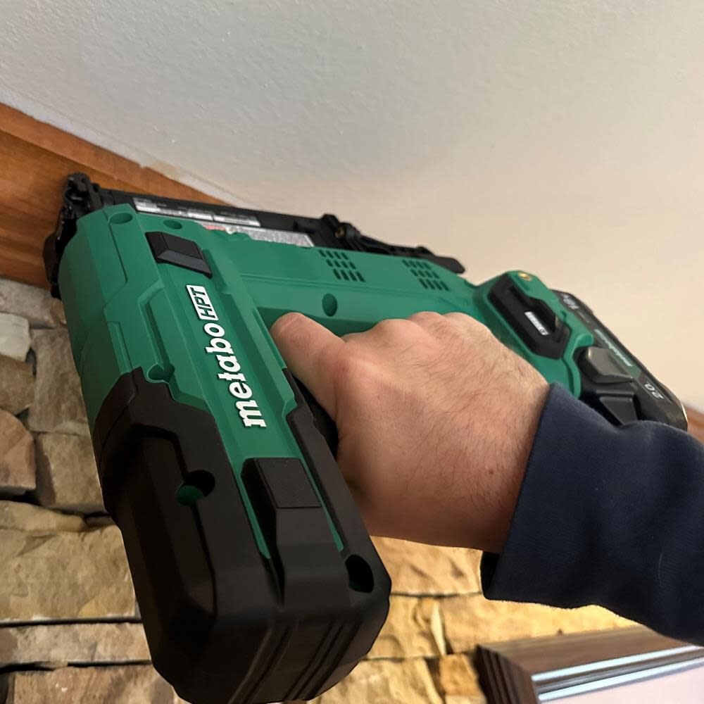 Metabo HPT Cordless Mechanical 18G 2" Brad Nailer Kit - NT1850DGM - Wise Line Tools