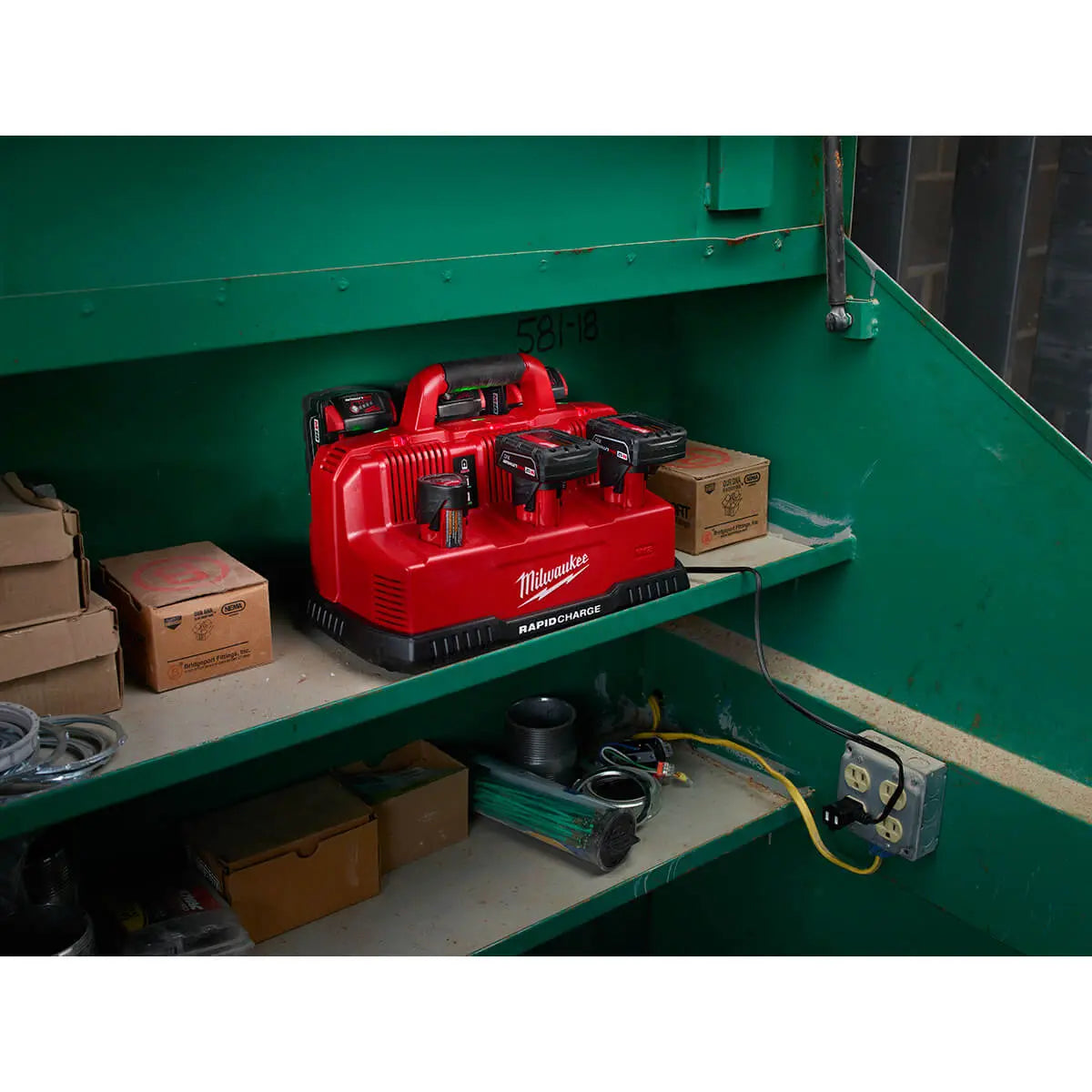 Milwaukee 48-59-1807 - M18™ & M12™ Rapid Charge Station